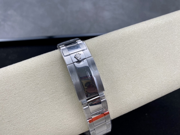 激安ロレックス着用イメージ